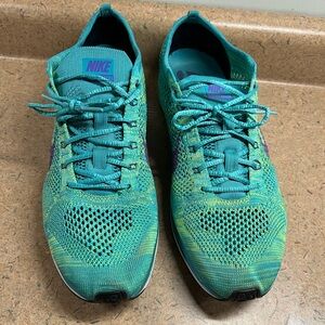 Nike Flyknit Racer Sport “Hulk” Turquoise Hyper Grape Mens Size 12